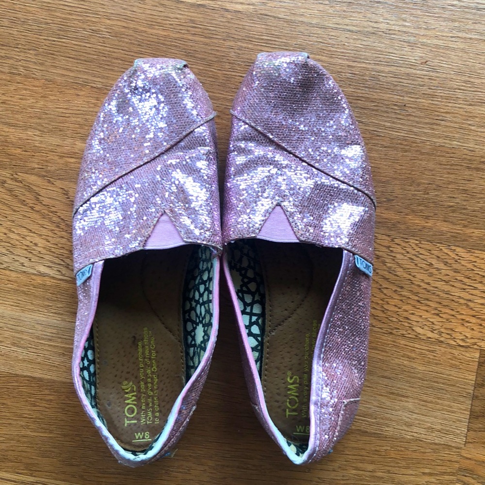 Women’s size 8 sparkle Toms